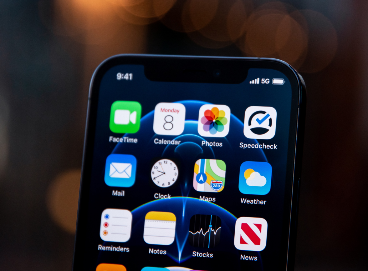 岑溪苹果手机维修分享为什么 iPhone 12 在冬季会自动关机 